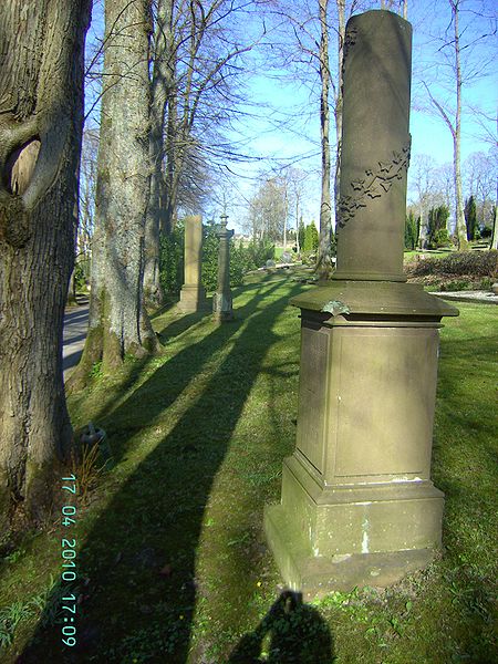 Datei:Grabsteine Friedhof Kierspe 013.jpg
