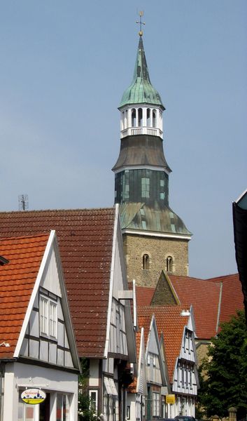 Datei:Quakenbrück-sylvesterkirche-02.jpg