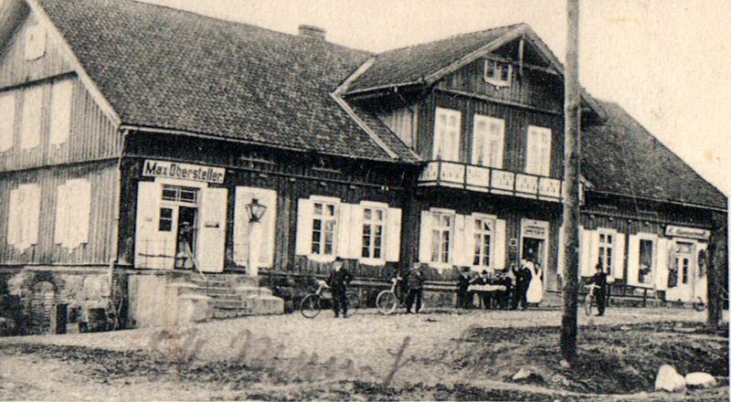 Datei:Ksp. Aulenbach - 1915 - Aulowönen - Haus Oberstaller v.l. Bäckerei-Wirts.-Friseu 2.jpg